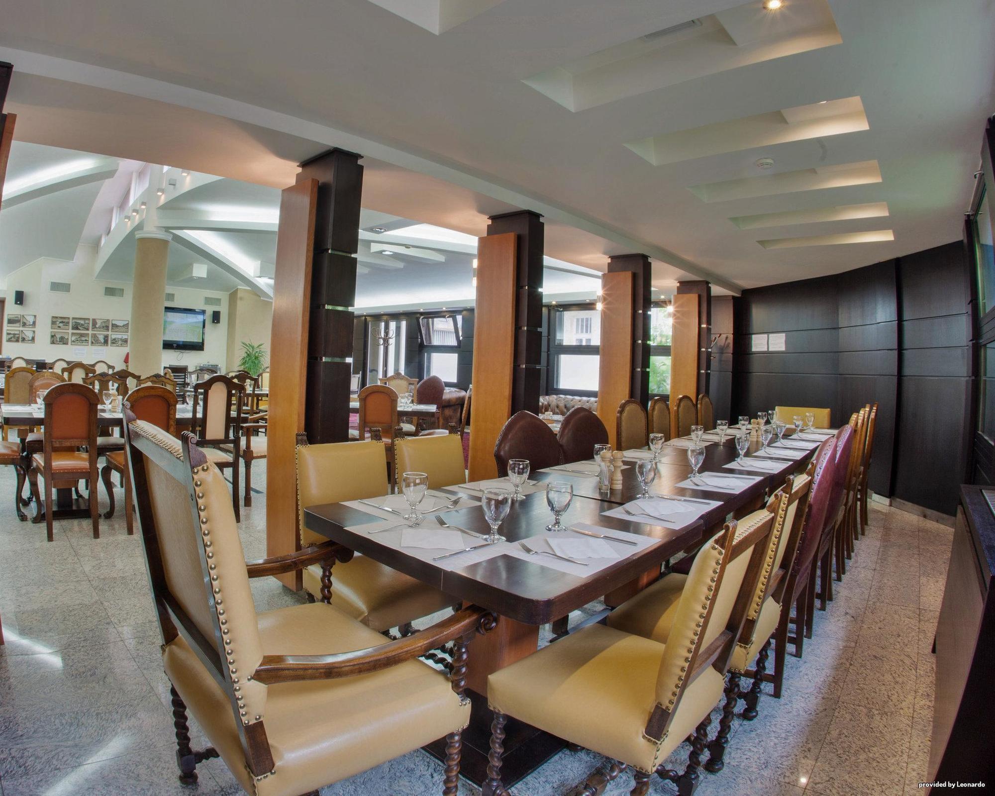 סובוטיקה Hotel Forum Garni מראה חיצוני תמונה