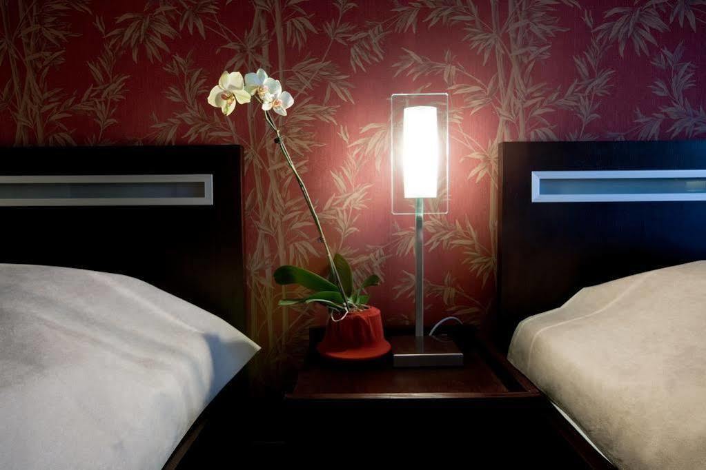סובוטיקה Hotel Forum Garni מראה חיצוני תמונה