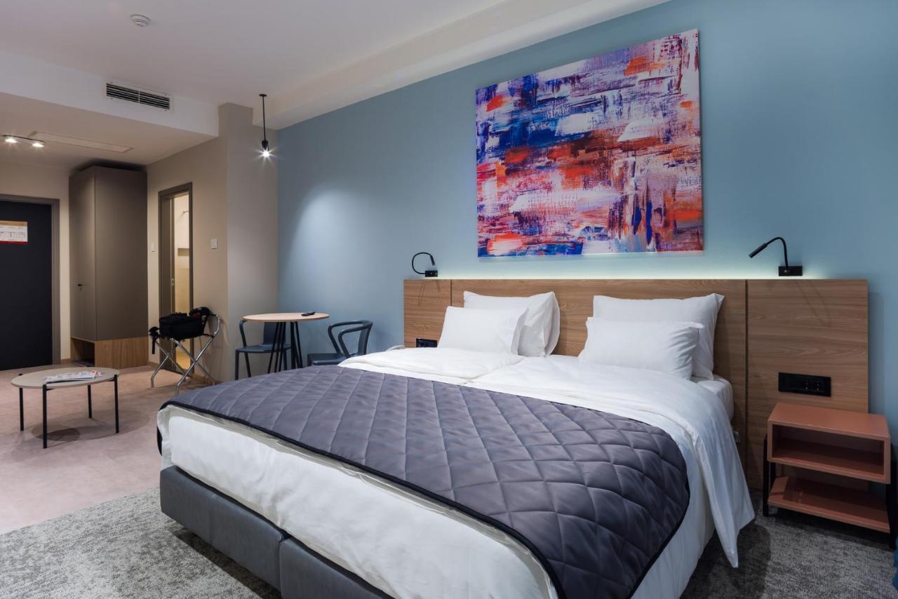 סובוטיקה Hotel Forum Garni מראה חיצוני תמונה