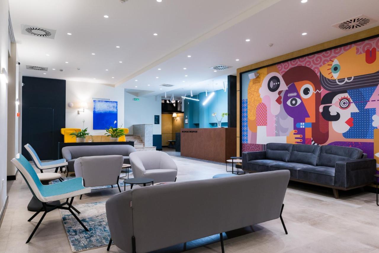 סובוטיקה Hotel Forum Garni מראה חיצוני תמונה