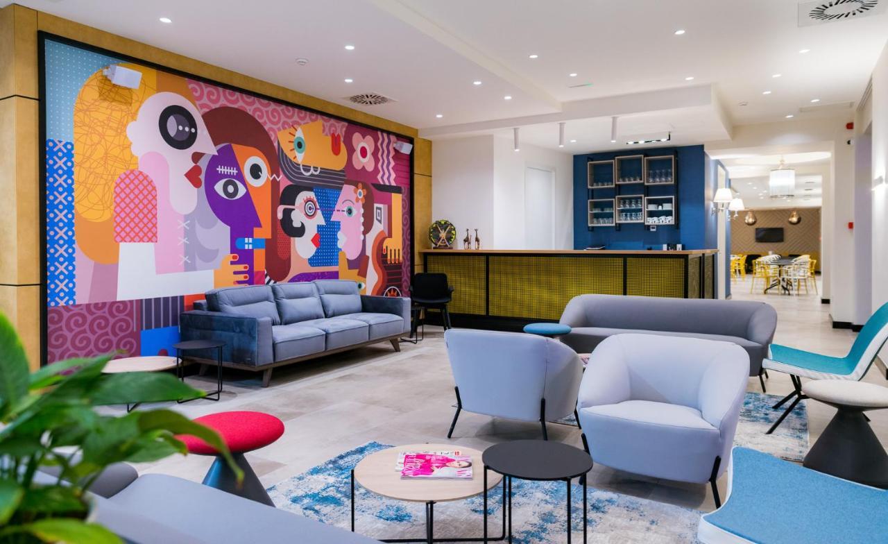 סובוטיקה Hotel Forum Garni מראה חיצוני תמונה