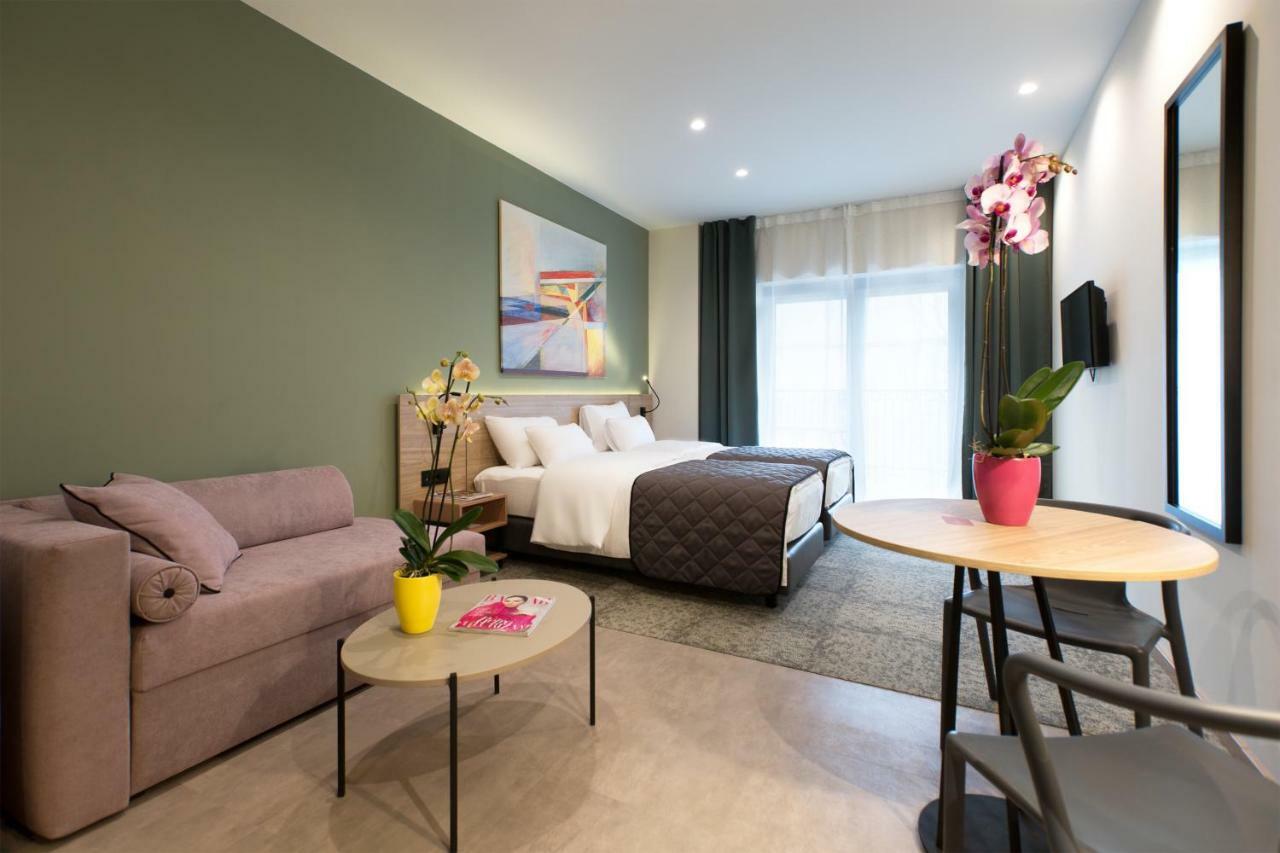 סובוטיקה Hotel Forum Garni מראה חיצוני תמונה