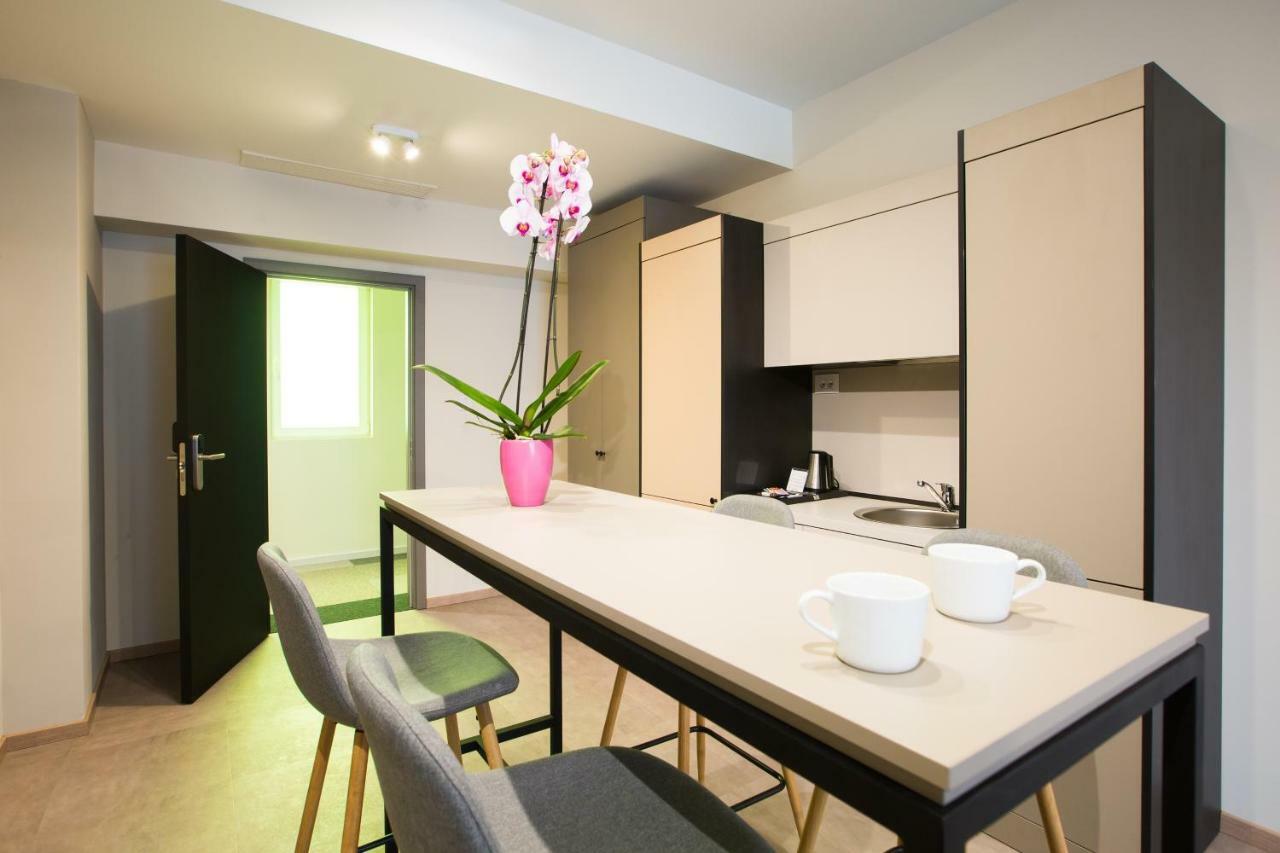 סובוטיקה Hotel Forum Garni מראה חיצוני תמונה